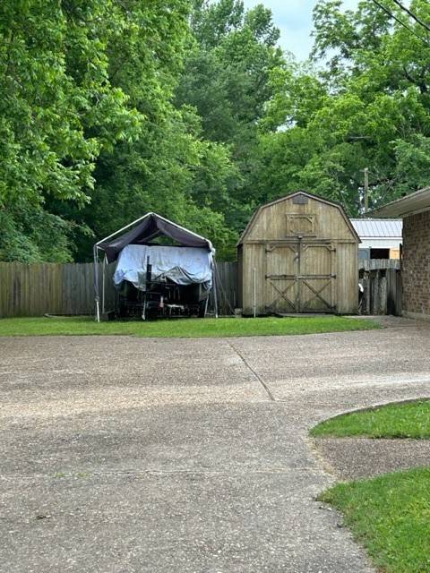 De Kalb, TX 75559,102 E Crockett ST