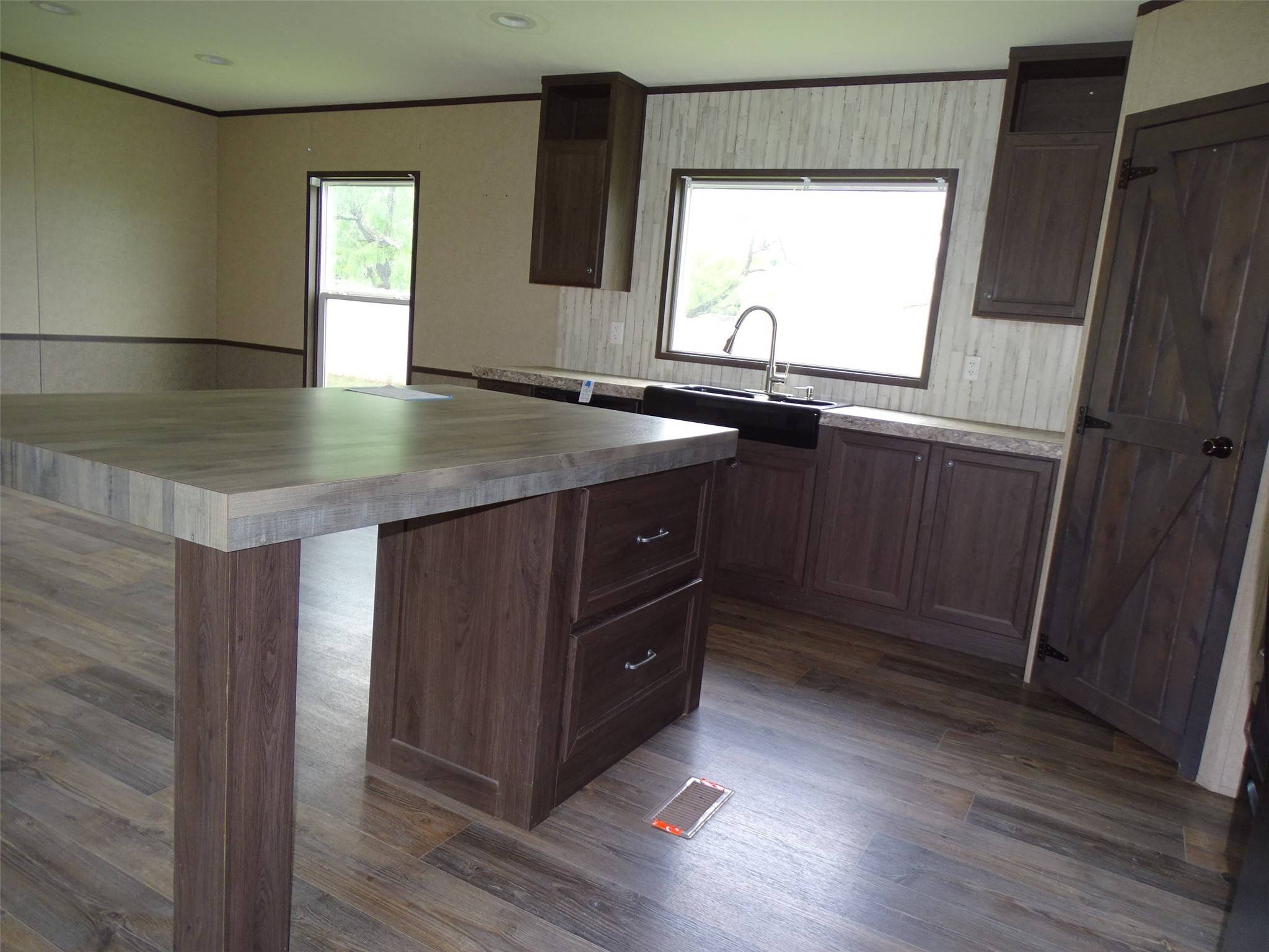Tye, TX 79563,1123 Market ST