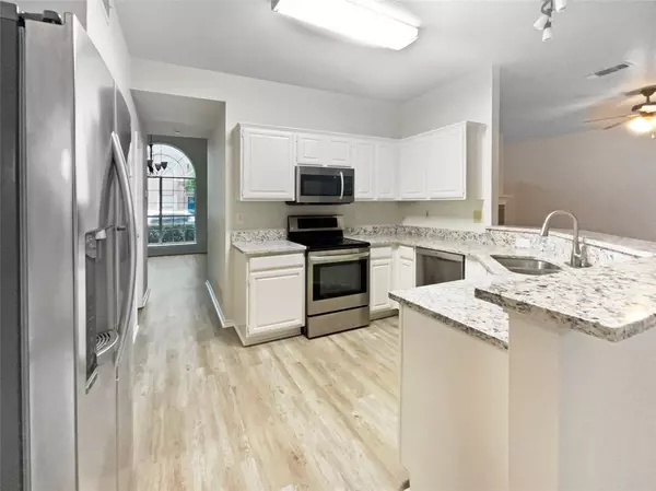 Mckinney, TX 75072,5118 Feather Crest