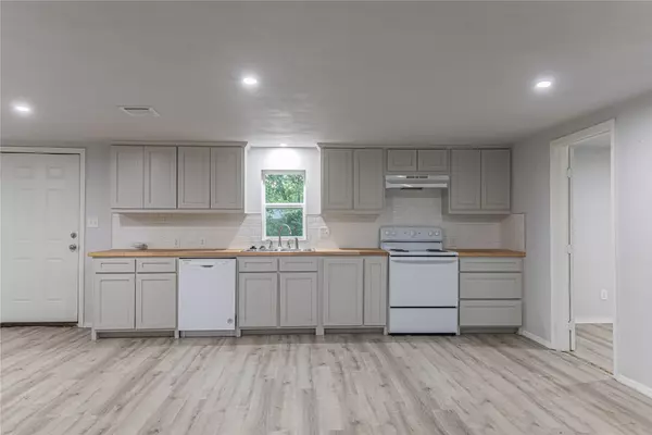 Whitesboro, TX 76273,209 Pecan ST