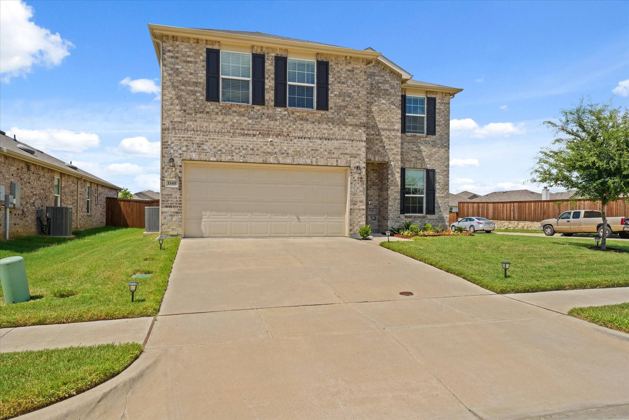 Aubrey, TX 76227,1145 Vernon DR