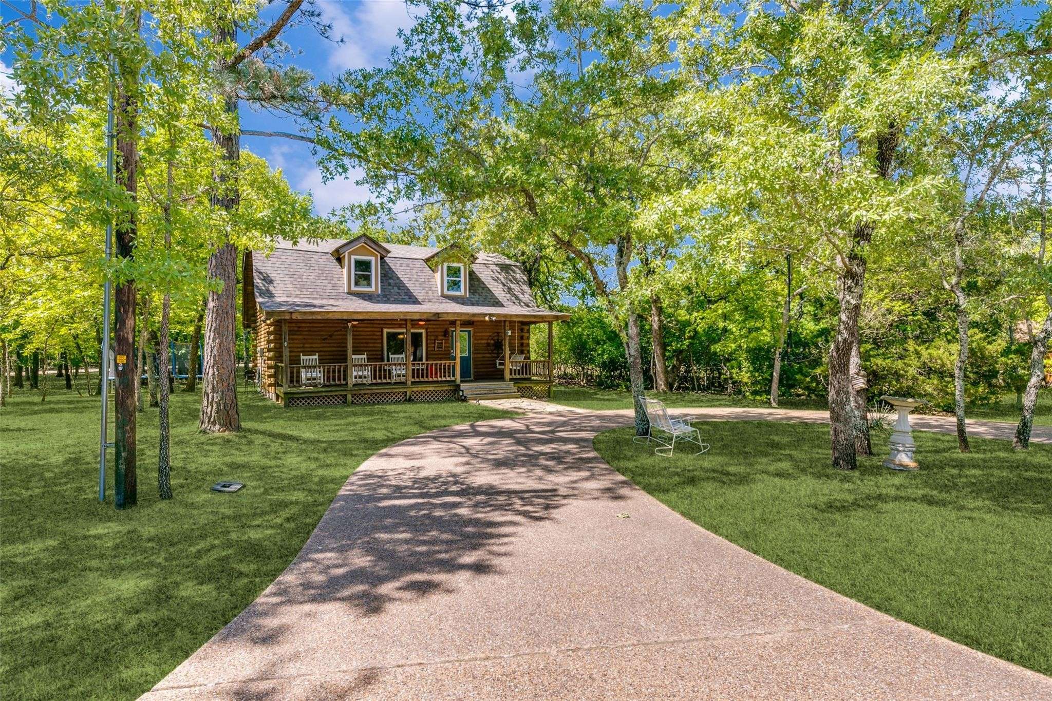 7386 Clint CT, Athens, TX 75752