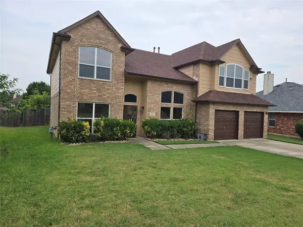 1910 Roselle CT, Arlington, TX 76018