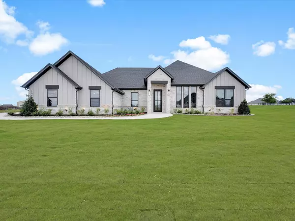 1060 Uplift DR,  Weatherford,  TX 76087