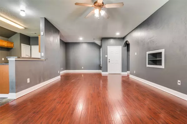 Waxahachie, TX 75165,110 Commonwealth CIR