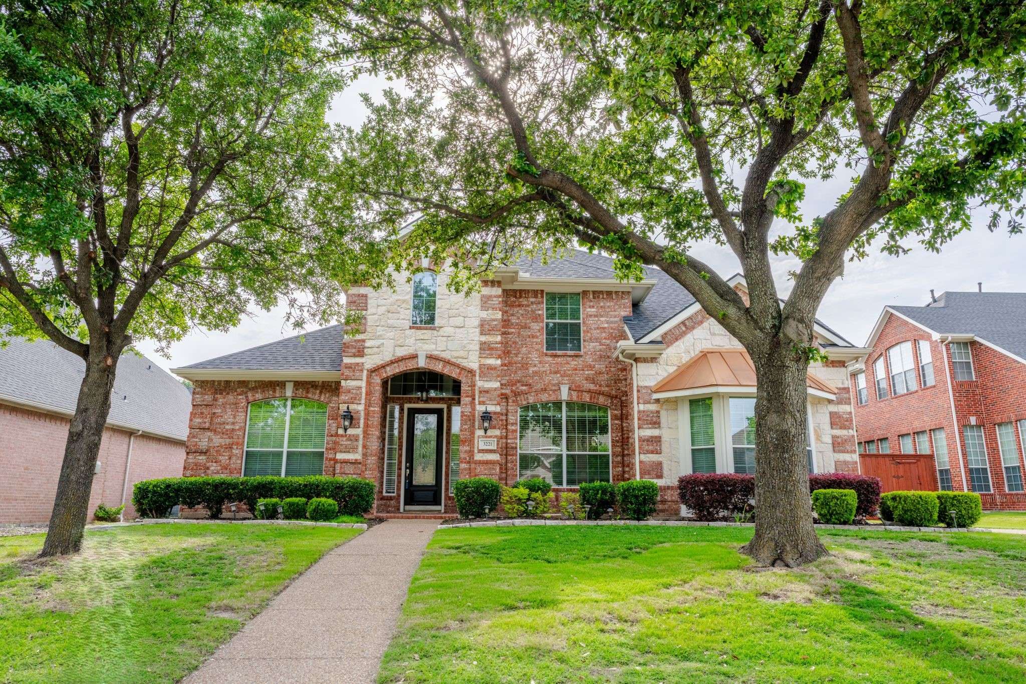 3221 Summerfield DR, Richardson, TX 75082