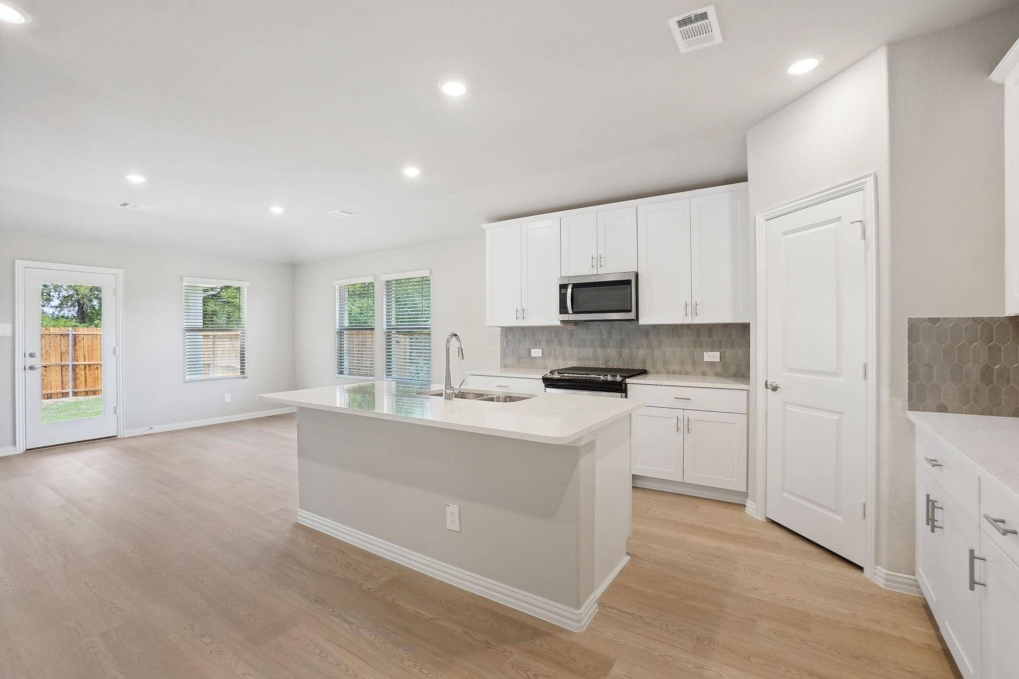 Anna, TX 75409,1100 Huntington DR