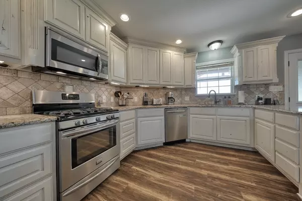 Bullard, TX 75757,504 Lilly LN