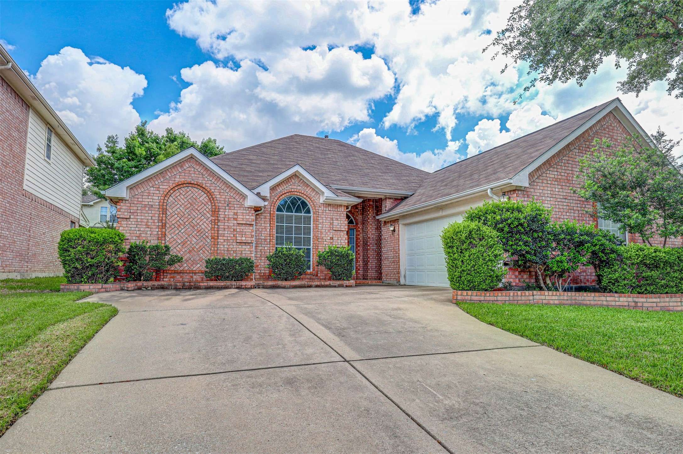 5316 Lake Mead TRL, Fort Worth, TX 76137