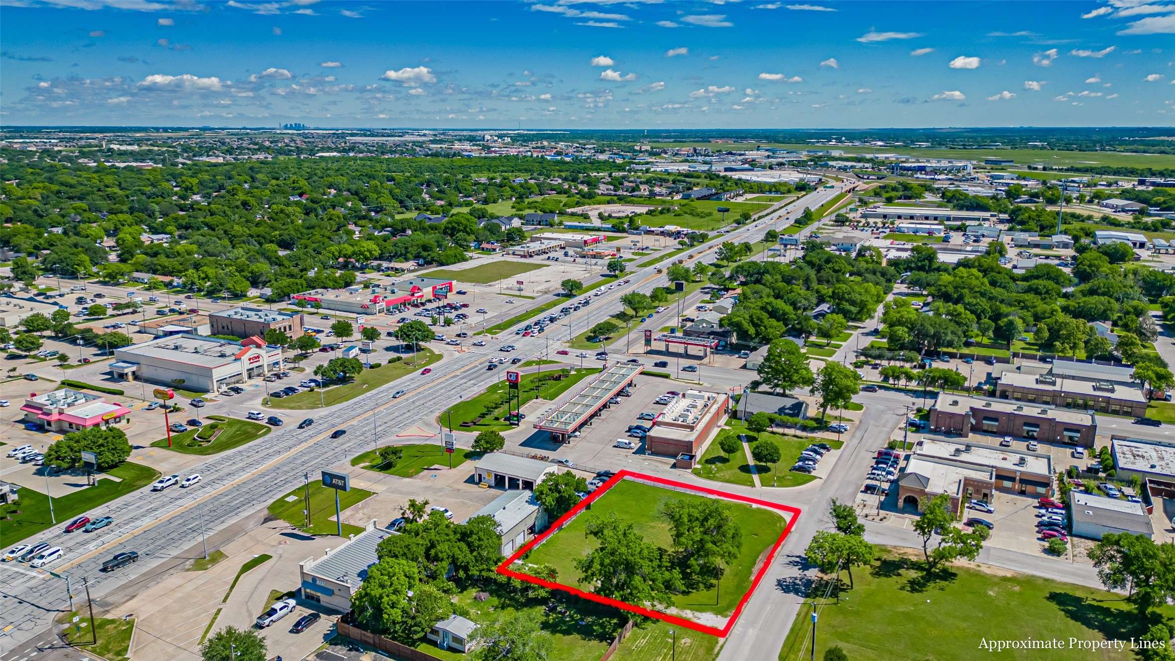 124 Anderson ST, Burleson, TX 76028
