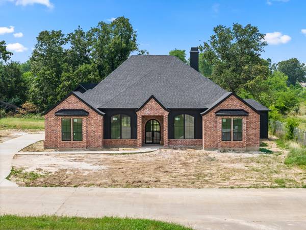 320 Dalton RD, Canton, TX 75103