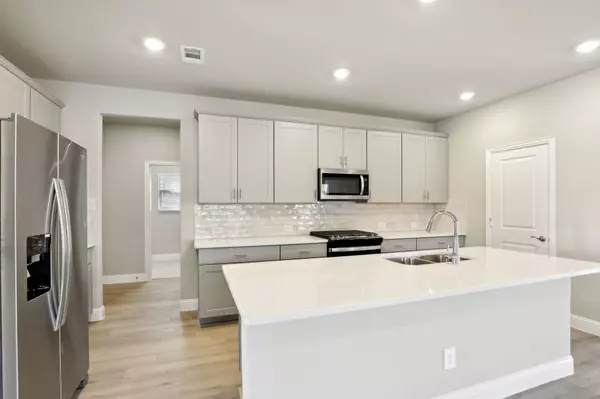 2309 Lone Star LN, Seagoville, TX 75159