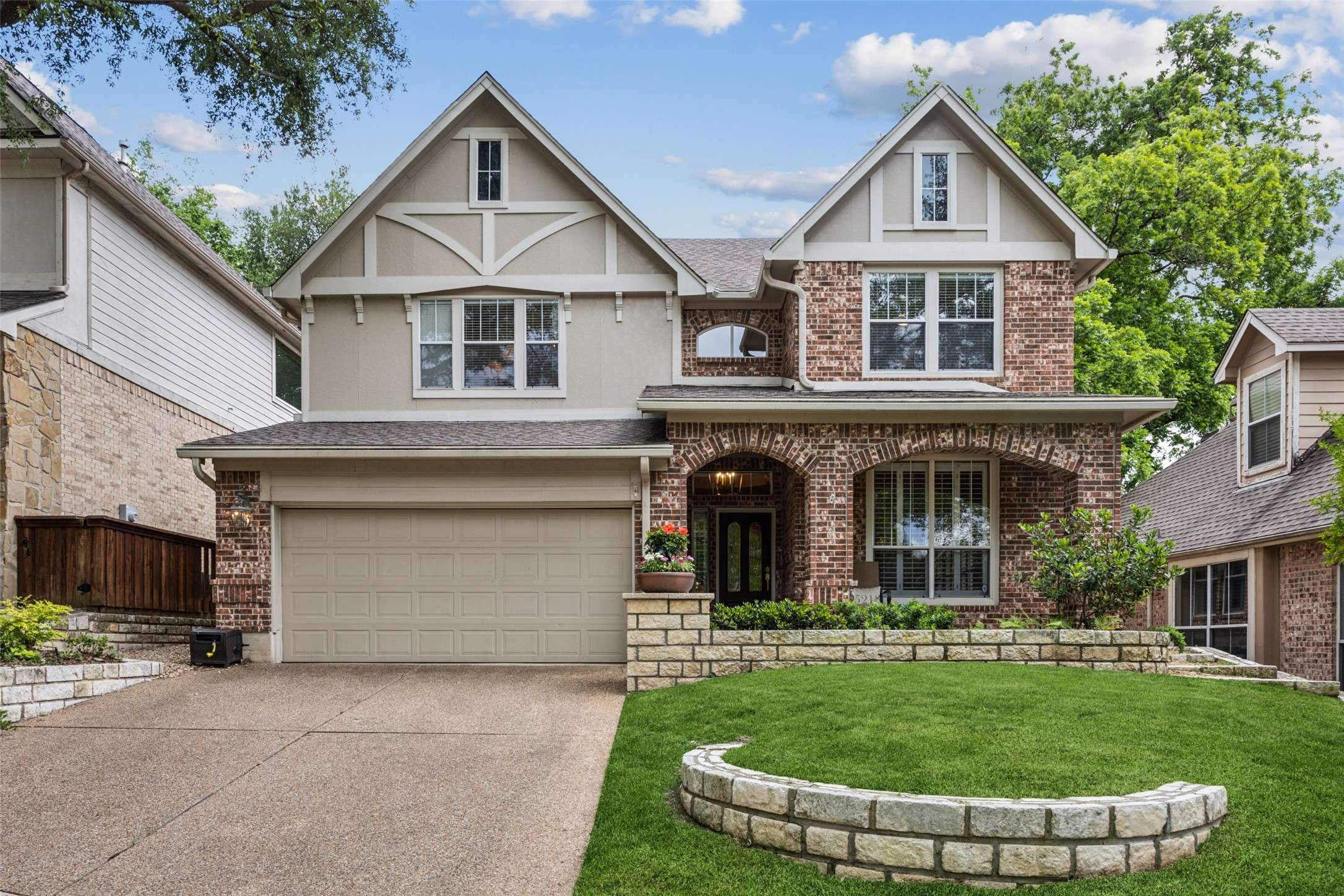 7904 Briar Brook CT, Dallas, TX 75218