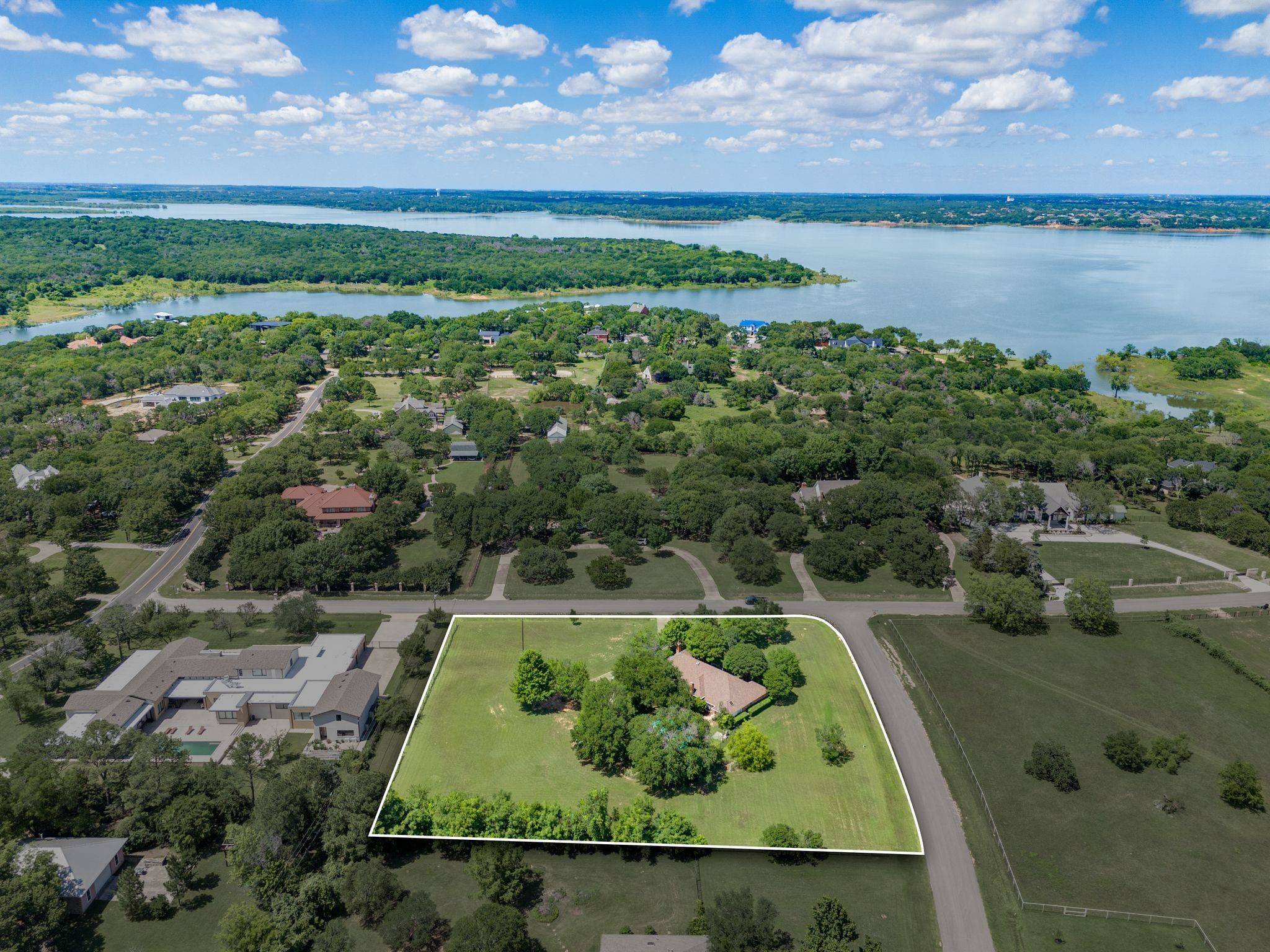 1075 Harbor Haven ST, Southlake, TX 76092