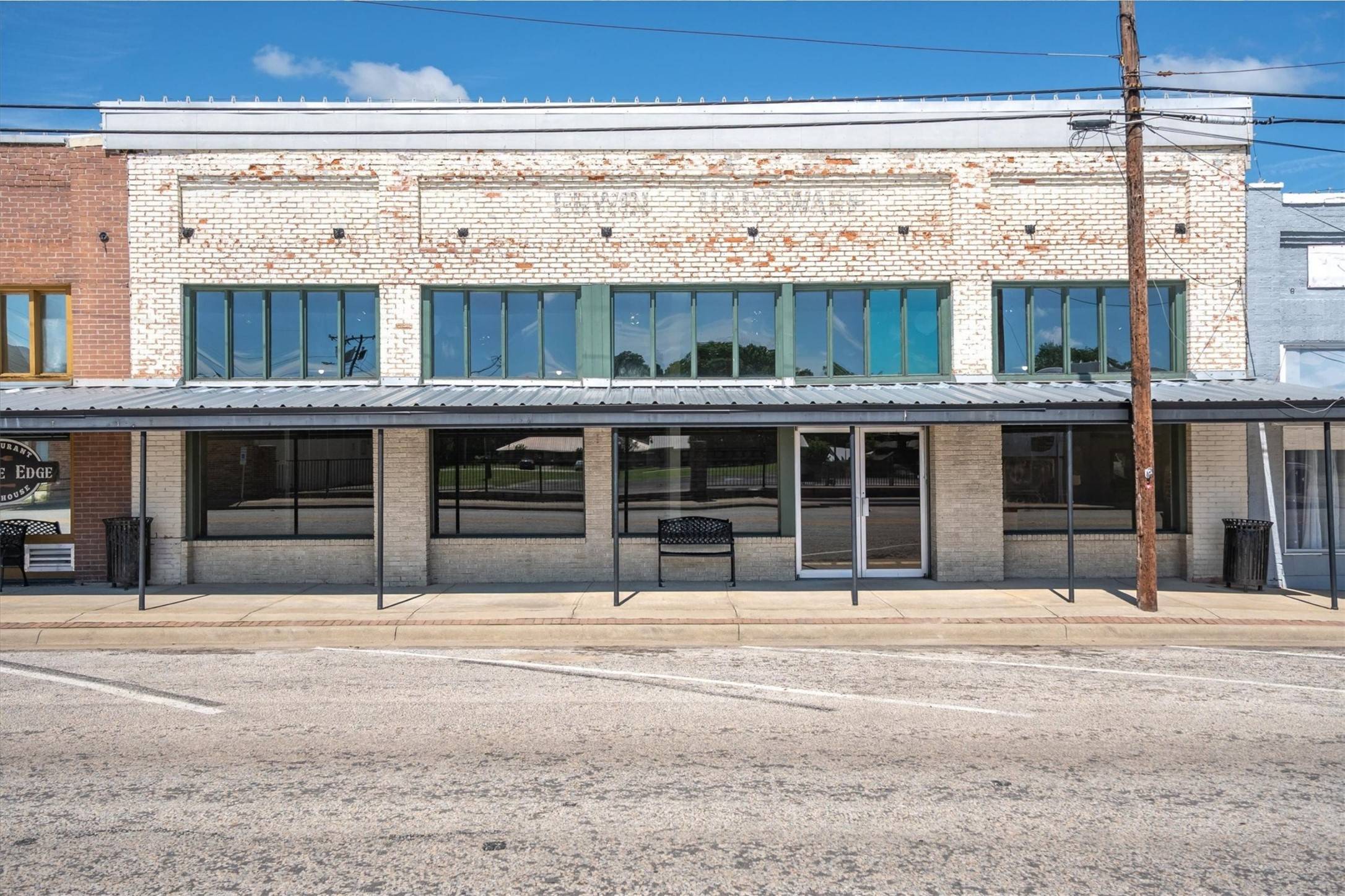Edgewood, TX 75117,111 N Houston ST