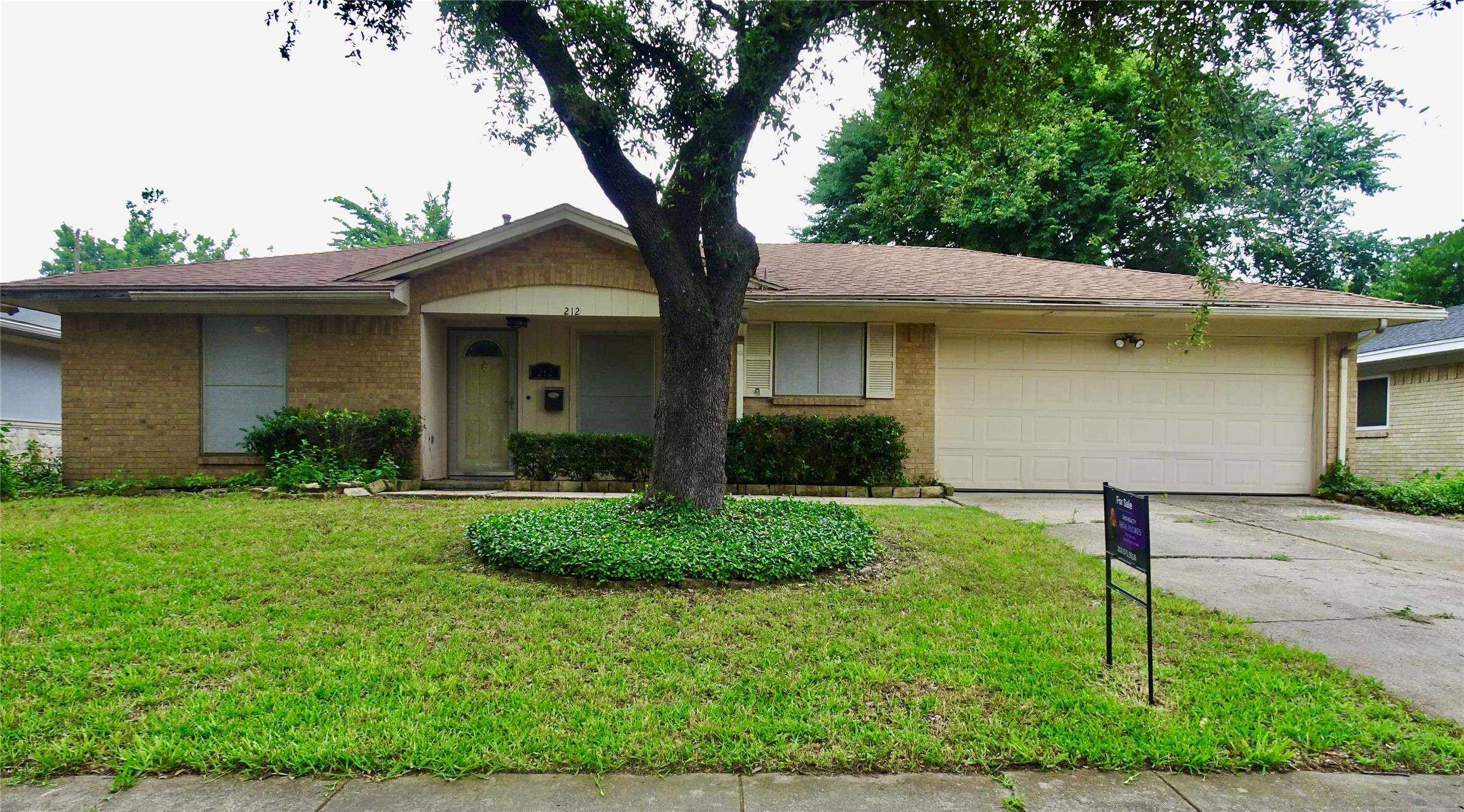 212 E Kearney ST, Mesquite, TX 75149