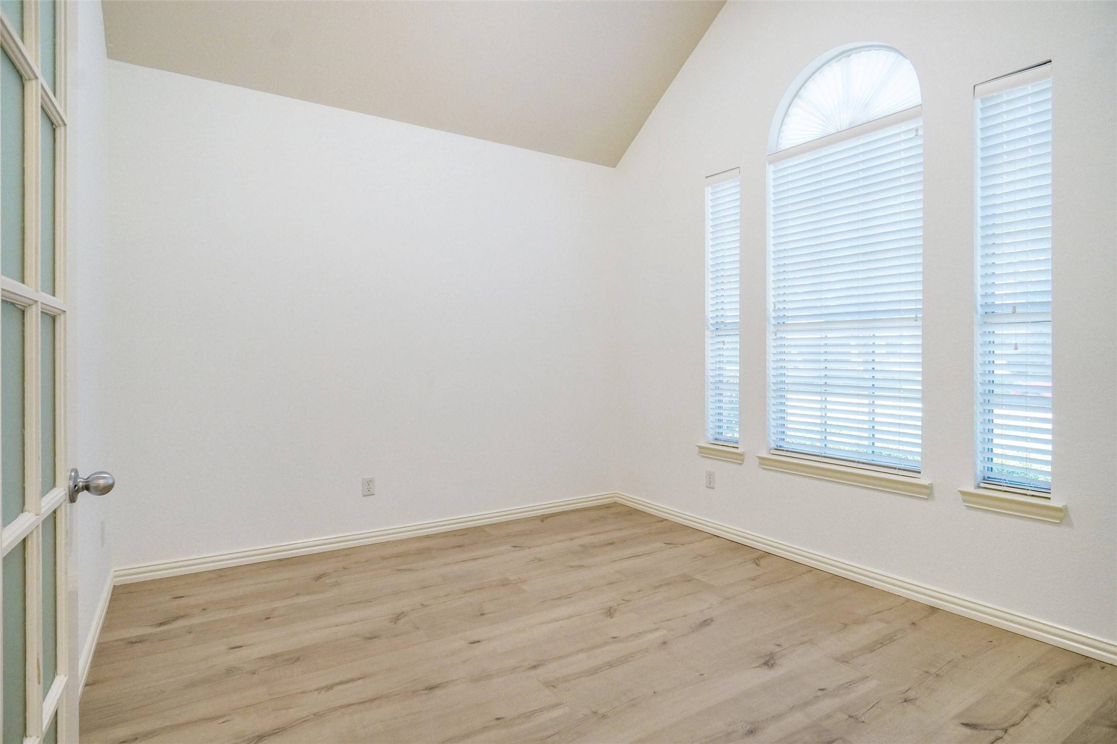 Frisco, TX 75036,8393 Davis DR