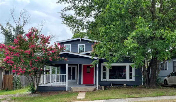 Mineral Wells, TX 76067,613 NW 5th ST