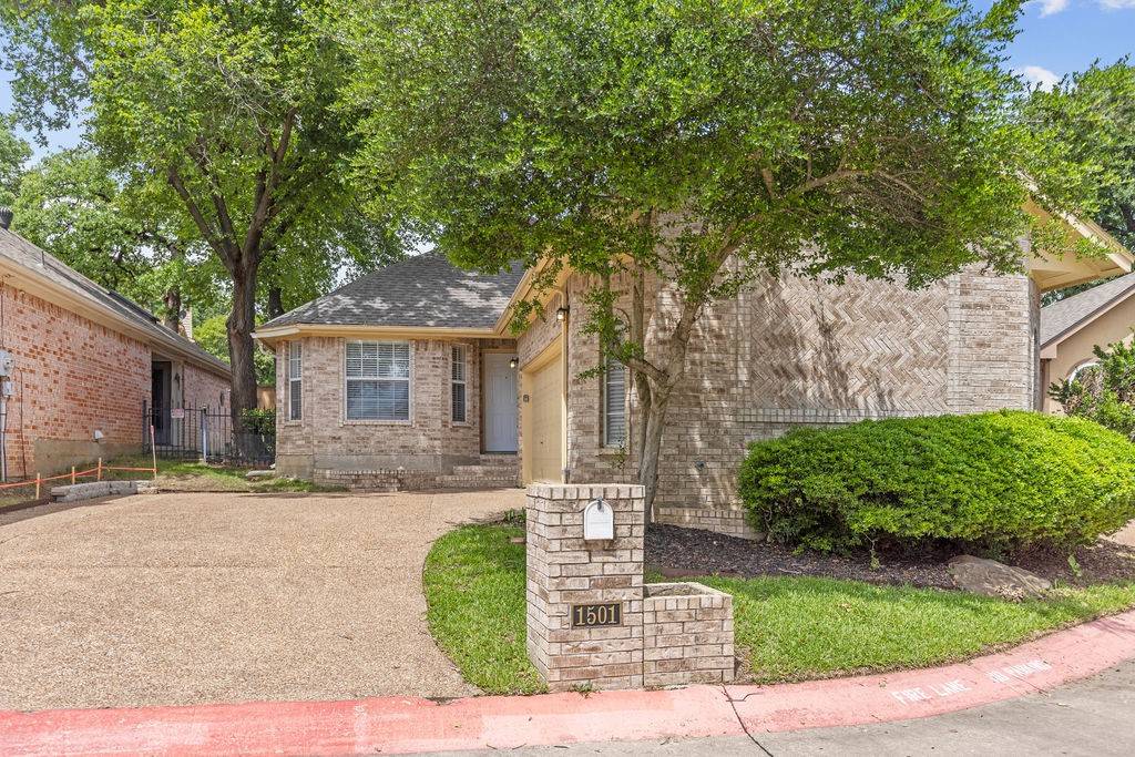 Euless, TX 76039,1501 Milla CT