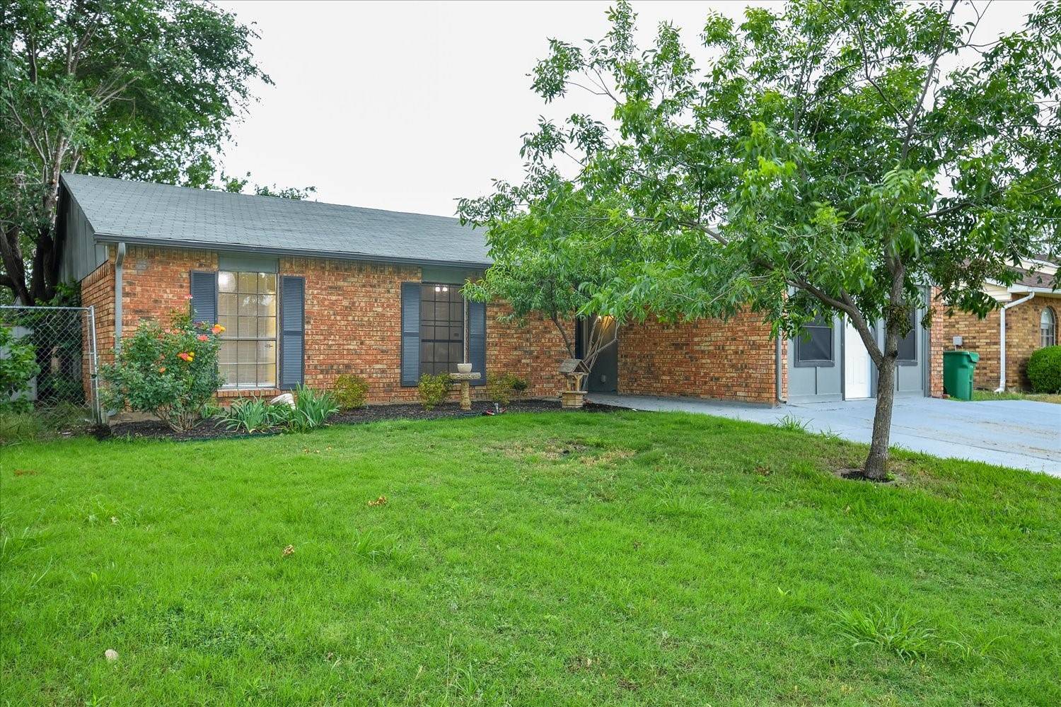 The Colony, TX 75056,5524 King DR