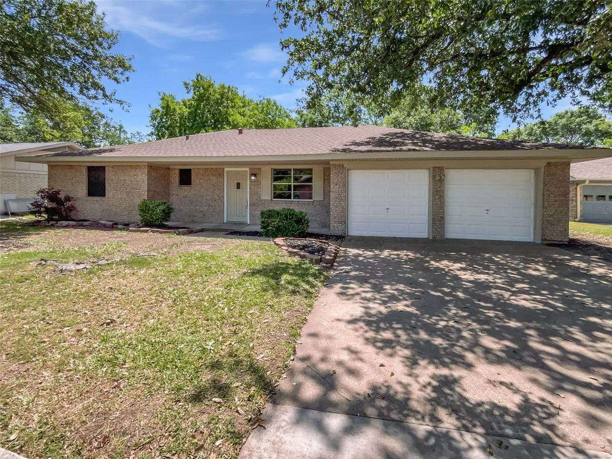 Waxahachie, TX 75165,103 Comanche CT