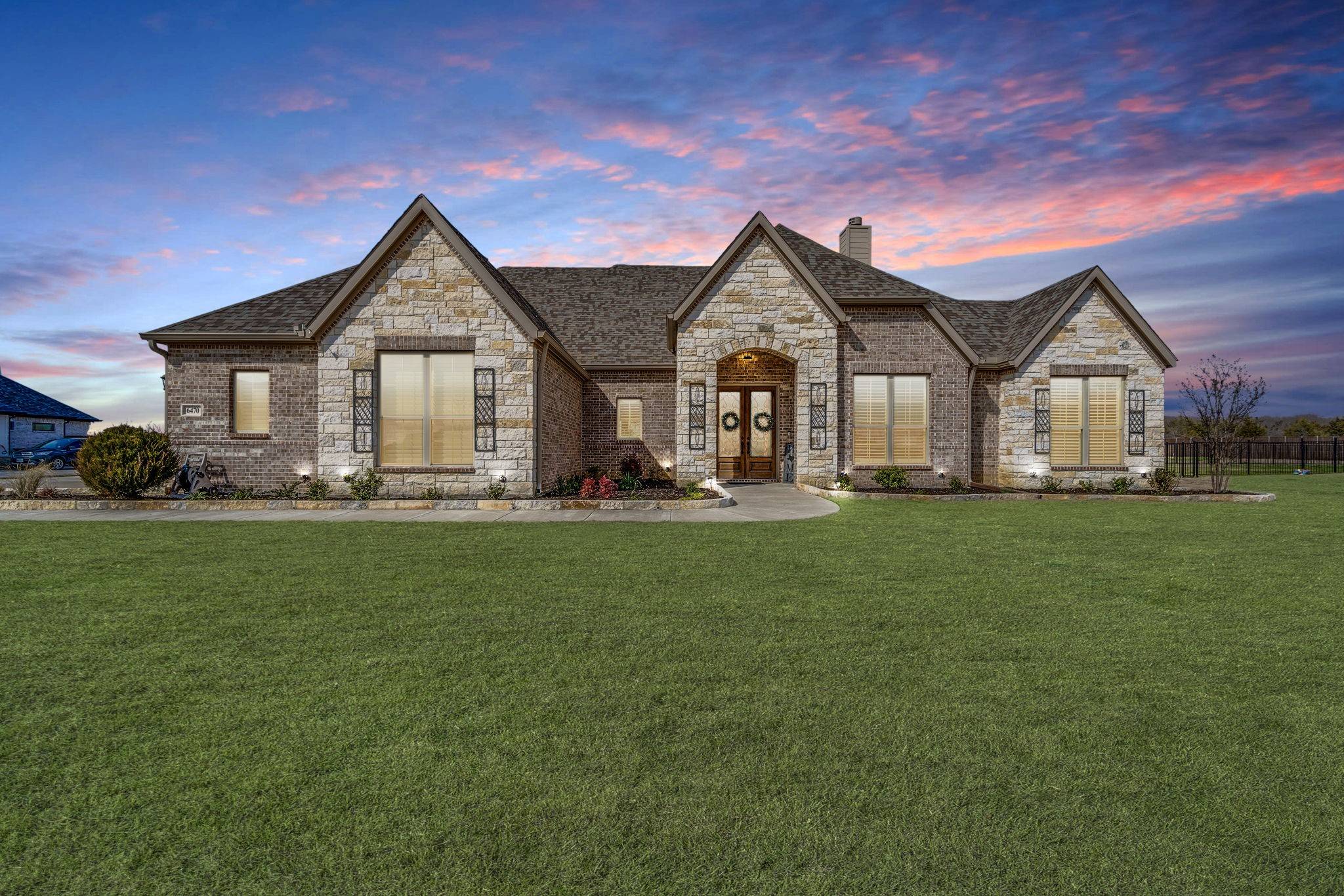 6470 Eyrie BND, Waxahachie, TX 75167