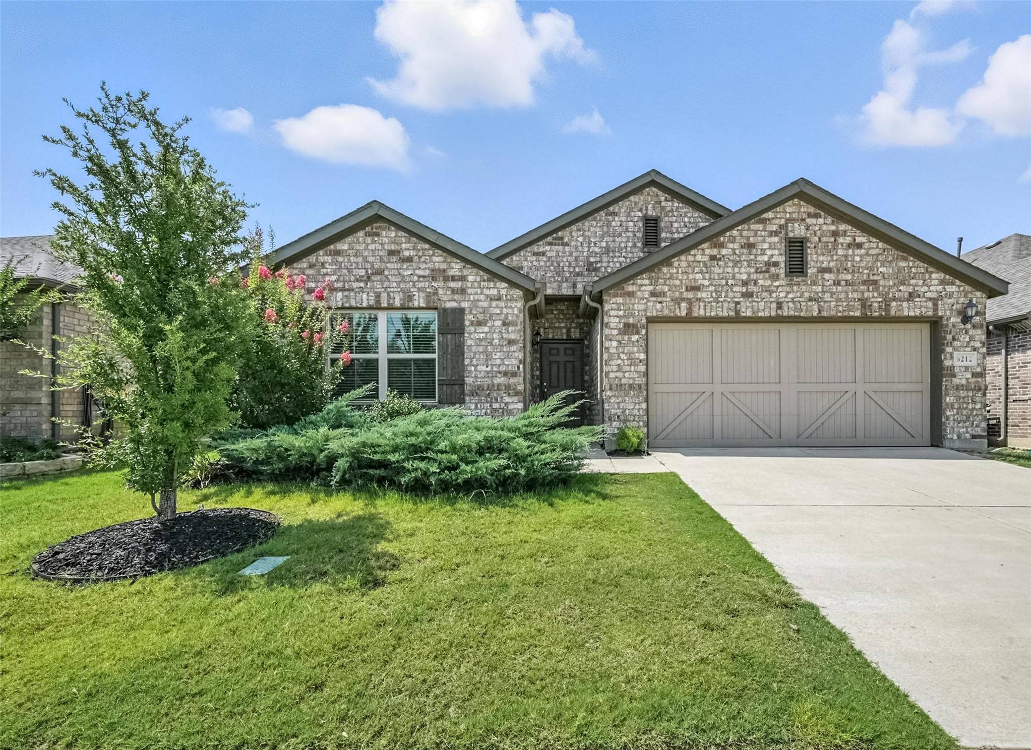 6212 Looms CT, Celina, TX 76227