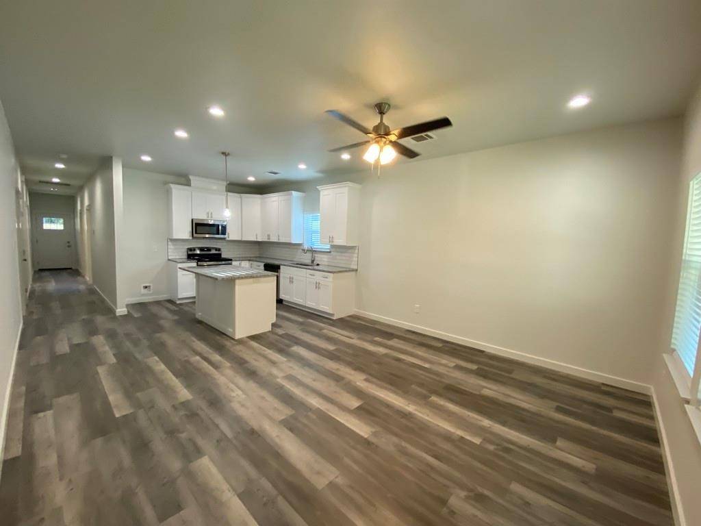Denison, TX 75021,513 E Heron ST