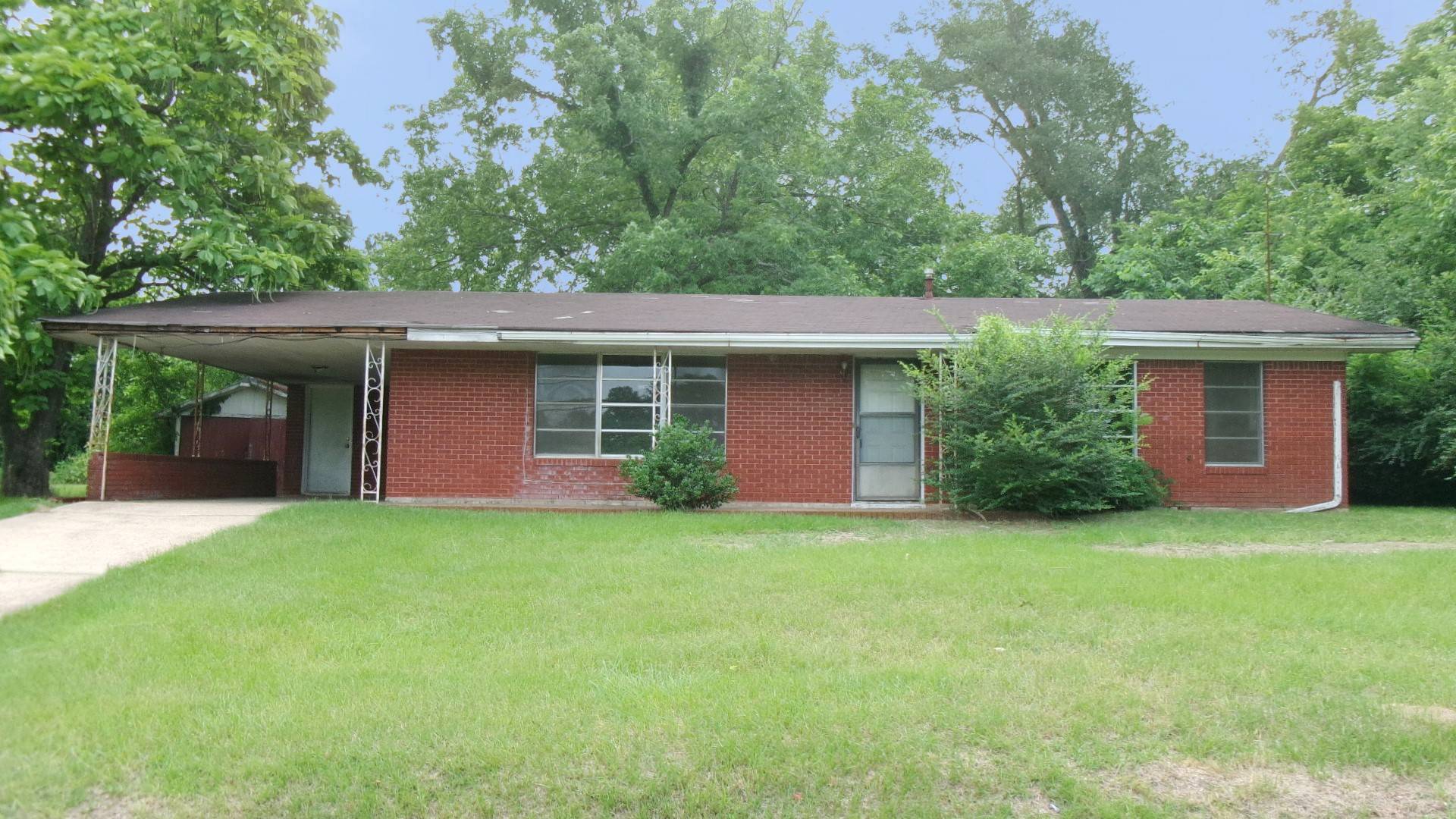 2165 S Washington ST, Mansfield, LA 71052