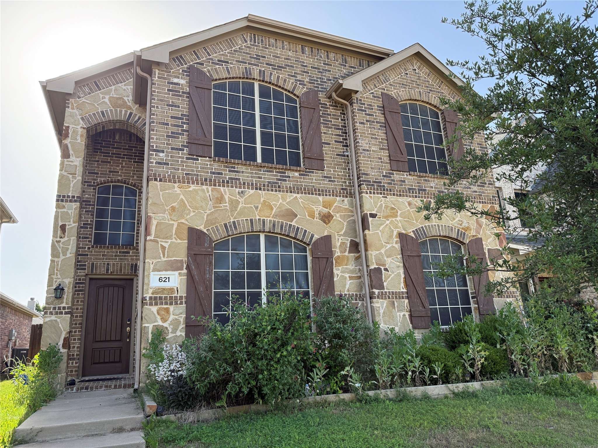 621 Big Horn RD, Aubrey, TX 76227