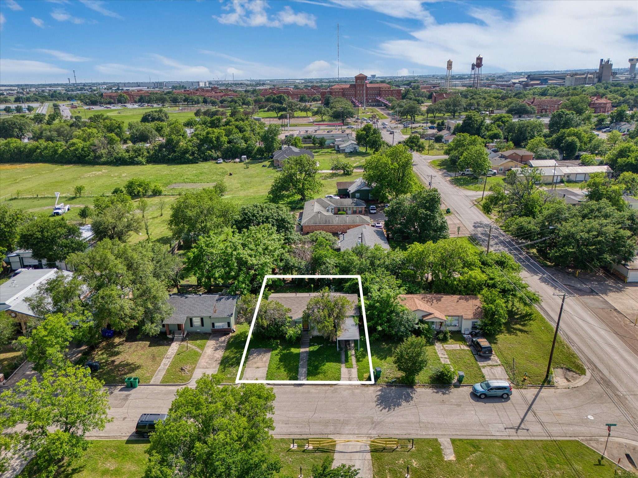 Beverly Hills, TX 76711,1105 Spring Branch ST