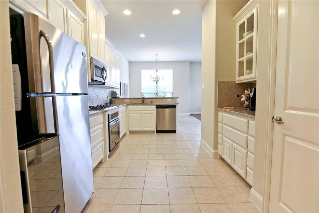 Irving, TX 75063,10521 Chaucer Hill LN