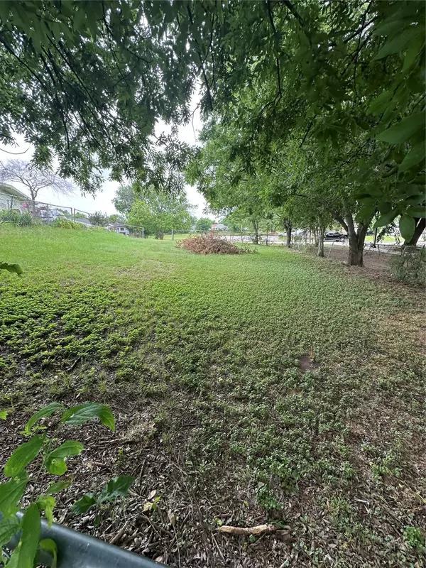 Garland, TX 75040,501 Henderson CIR
