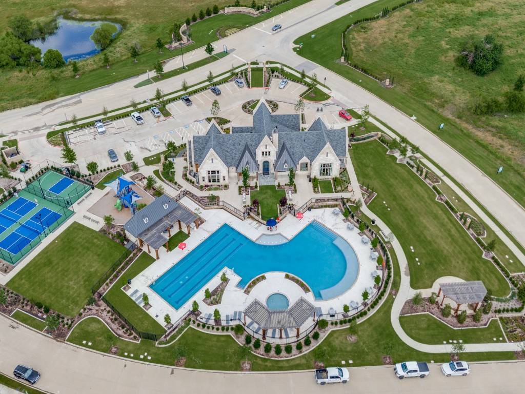 Celina, TX 75009,2724 Eccleston ST