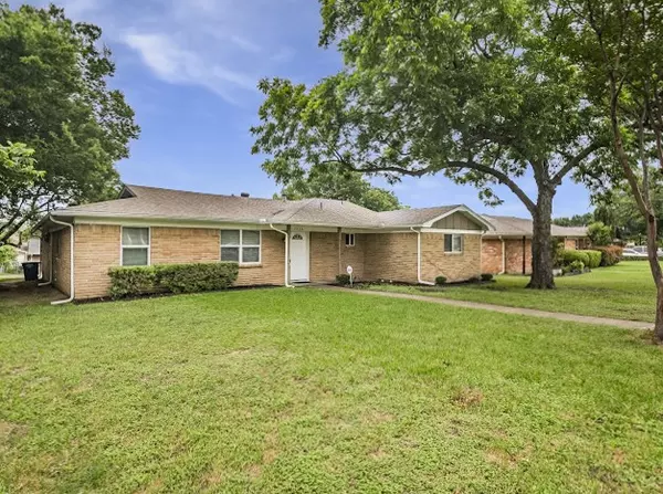 Dallas, TX 75227,2536 Earlcove DR