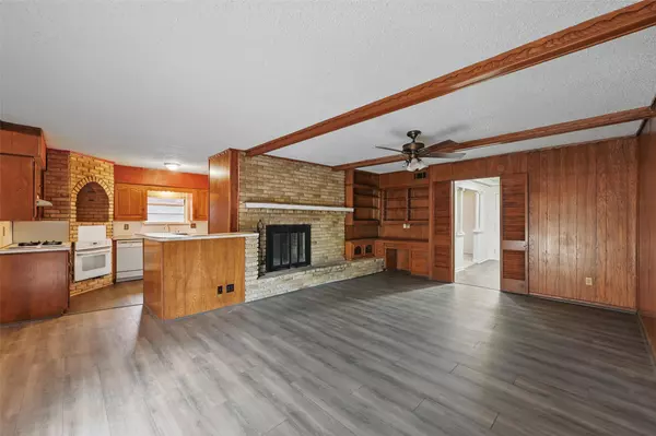 Dallas, TX 75232,6330 Autumn Woods TRL