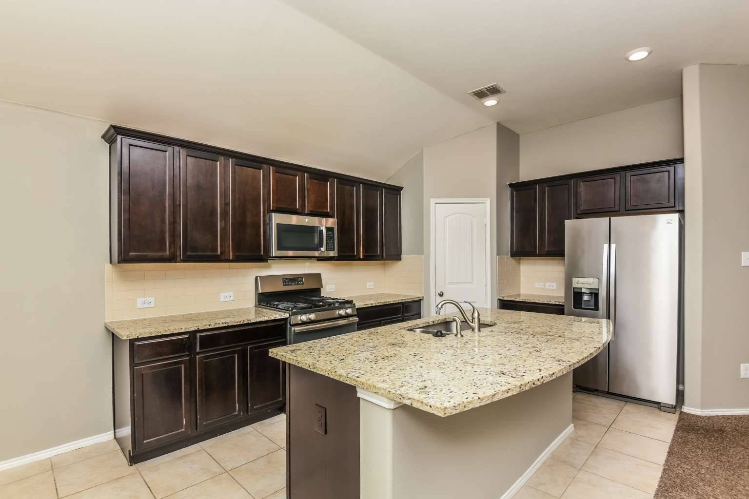 617 Saguaro DR, Fort Worth, TX 76052