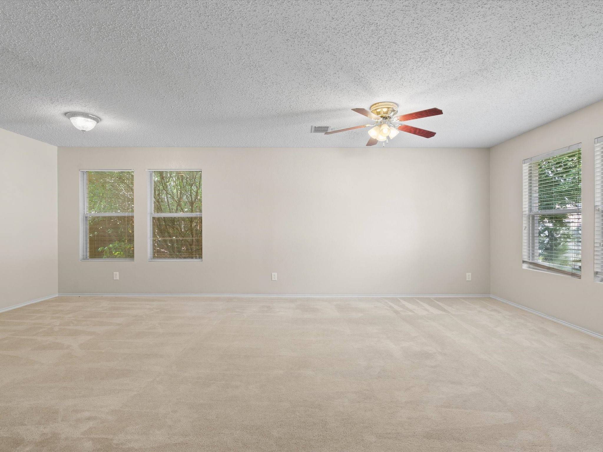 Denton, TX 76210,7605 Mosspoint CT
