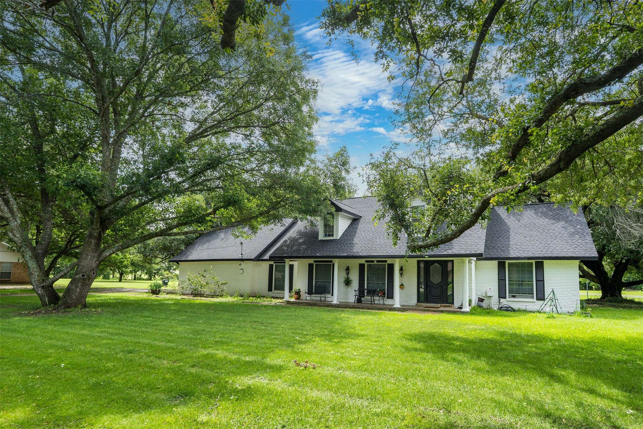 Kemp, TX 75143,519 S Pearl ST