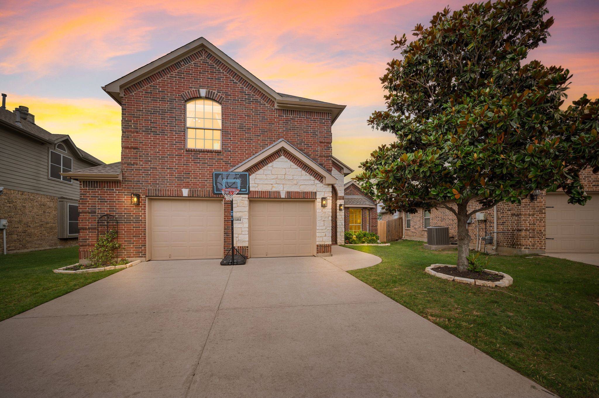 11404 Grapeleaf DR, Fort Worth, TX 76244
