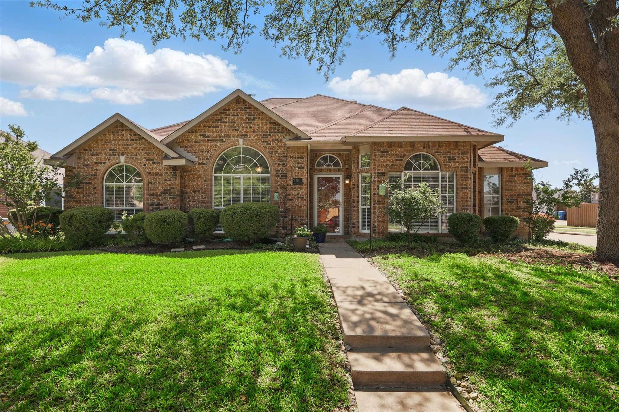The Colony, TX 75056,7100 Fox DR