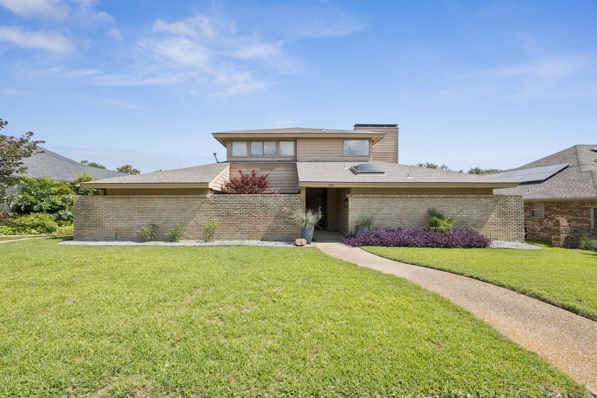 240 Shady Hill DR, Richardson, TX 75080