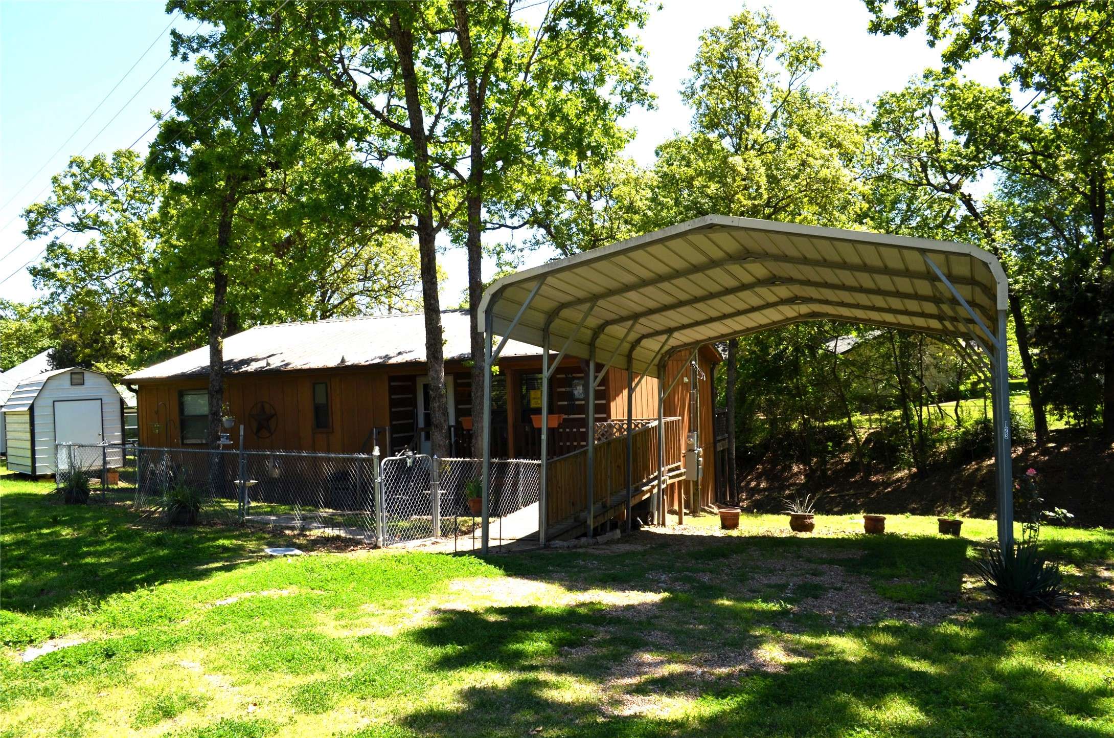 Mabank, TX 75156,123 Little River BND