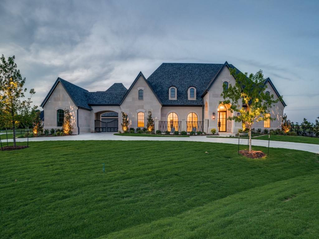 651 Louise DR, Fairview, TX 75069