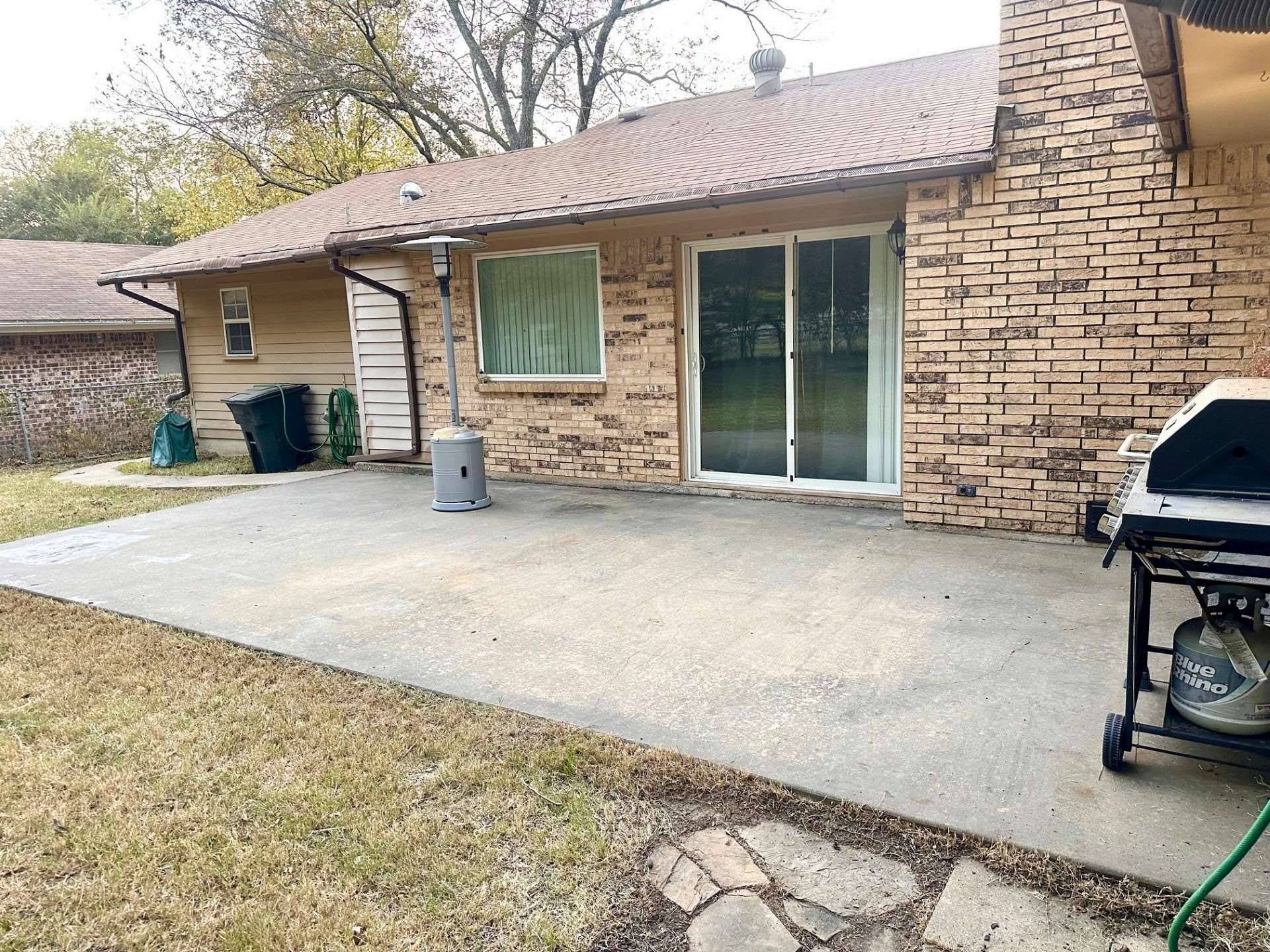 Bonham, TX 75418,802 Pecan ST