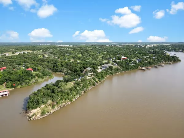 Lake Bridgeport, TX 76426,710 Crows PT