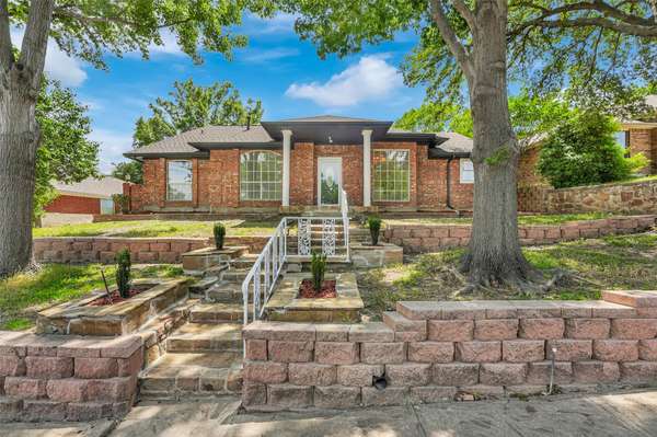 4909 Berkeley CT, Garland, TX 75043