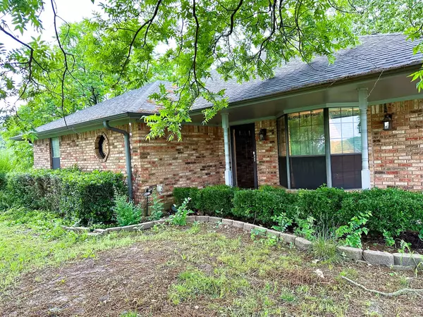 225 JP Cave RD, Sherman, TX 75090