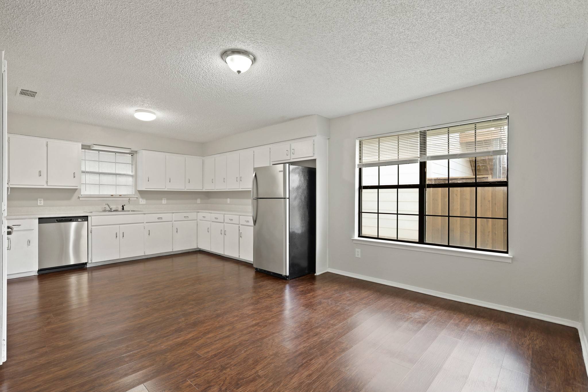 Farmersville, TX 75442,208 Jouette ST