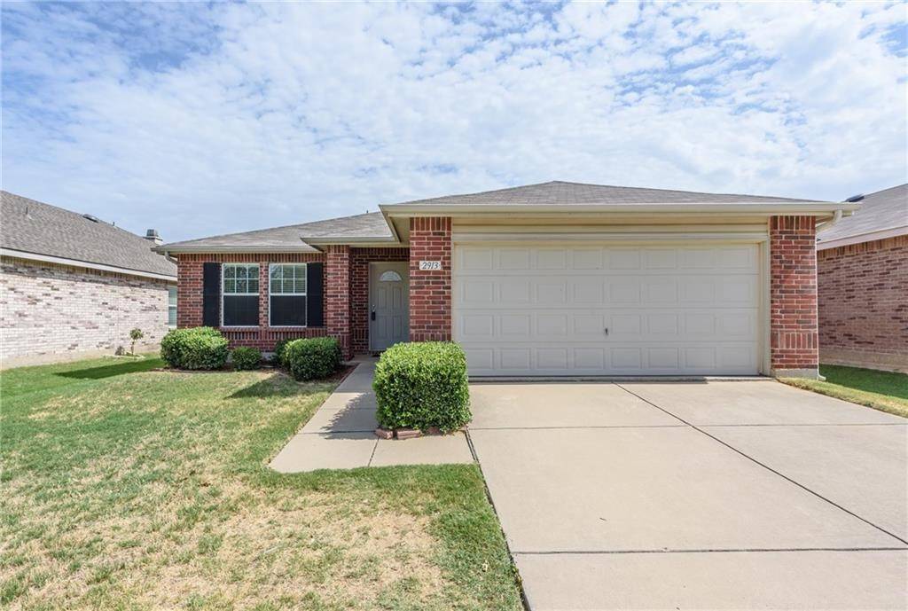 2913 Paddock WAY, Denton, TX 76210